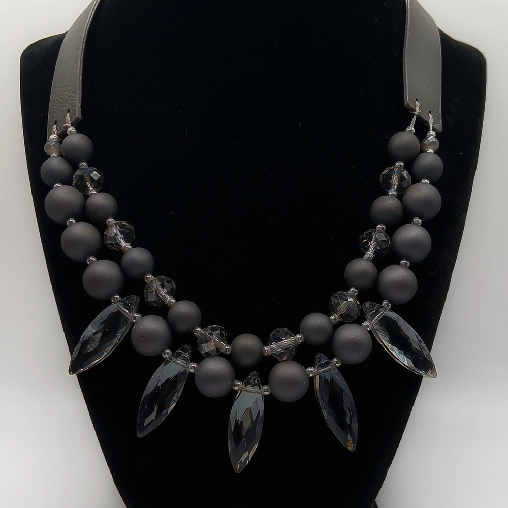 Chic Black and Silver Beaded Necklace